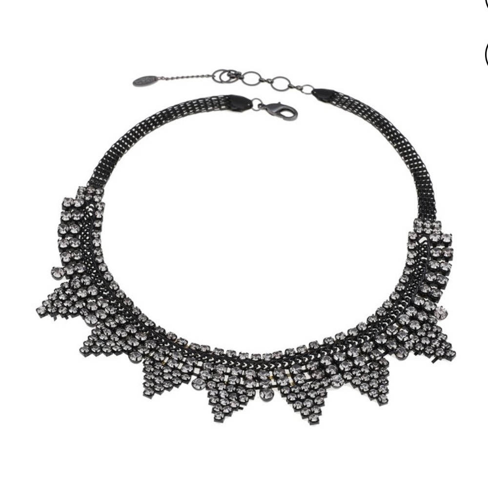 Amrita Singh Kristy Bib necklace. Australian crystals. Adjustable. NWT.